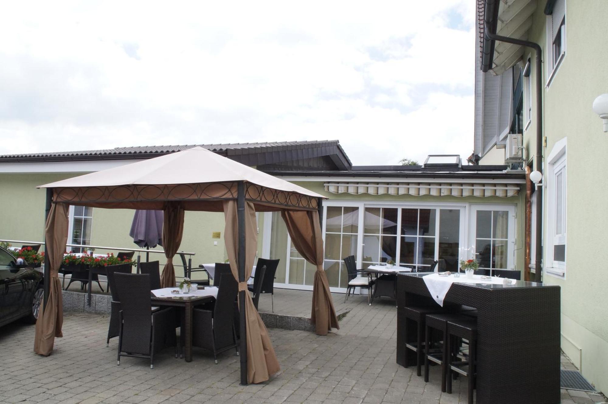 Sonnenhalde Landgasthof Bieg Neuler エクステリア 写真